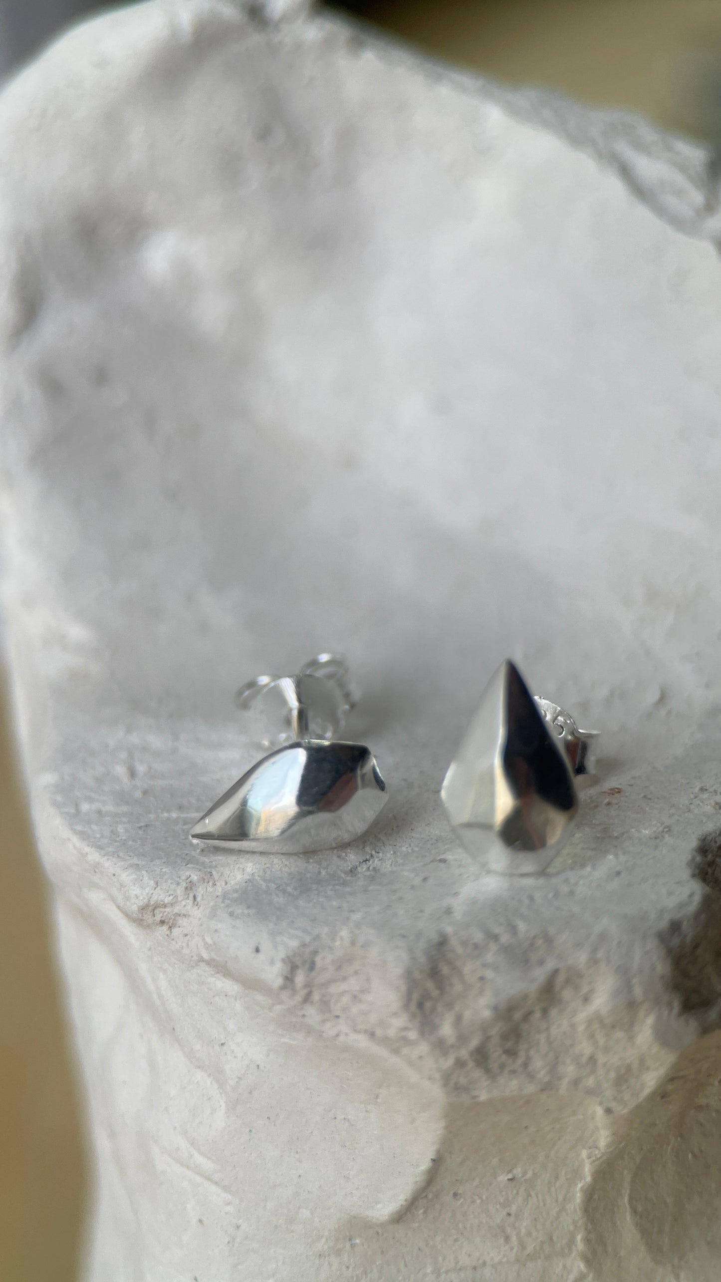 Sterling silver 'Crystal' stud