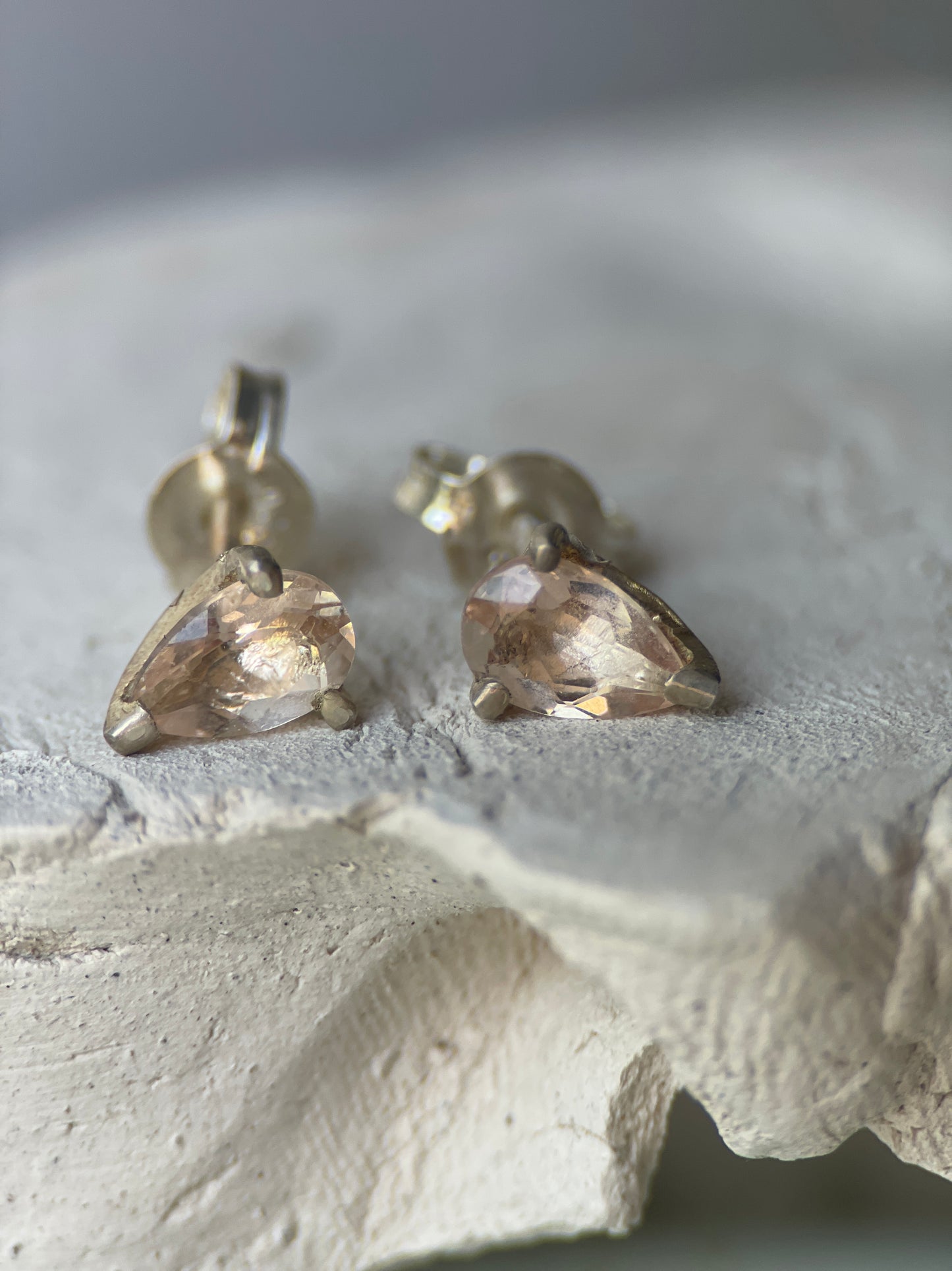 Padme Stud Morganite