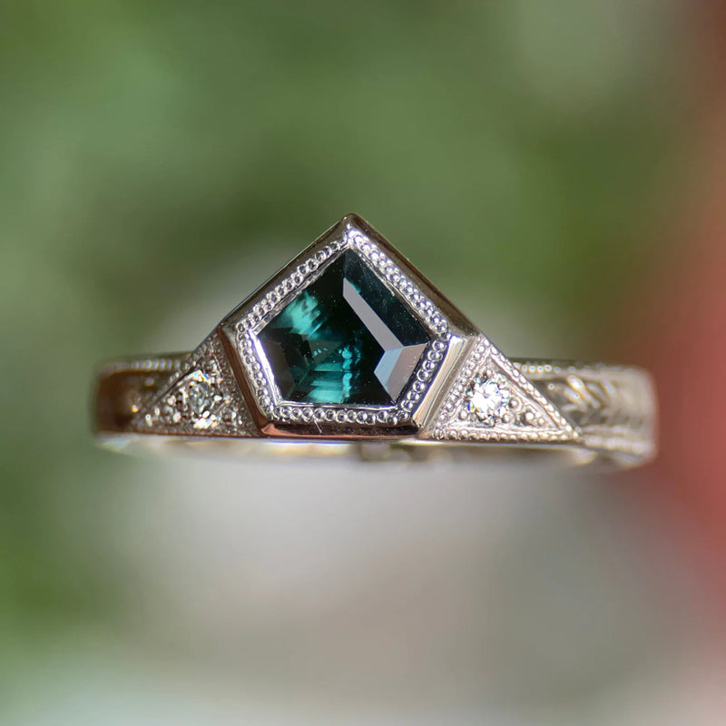 AURELIA II SAPPHIRE