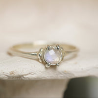 Magic flower Ring