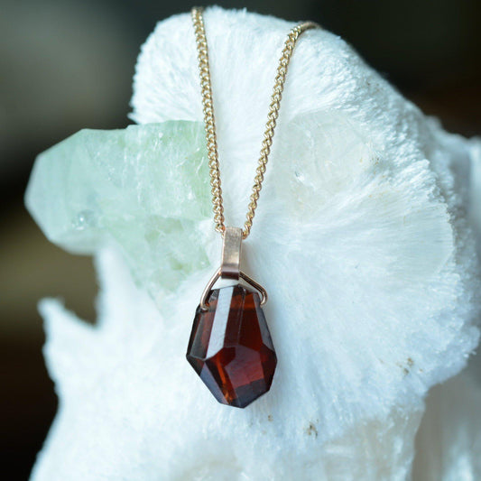 LUNA XXII GARNET