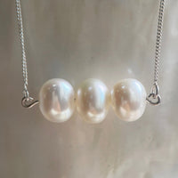 PEARL BAR NECKLACE